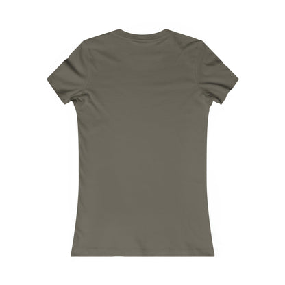 Red wine Lover - Women's Favorite Tee - Boozenbabes